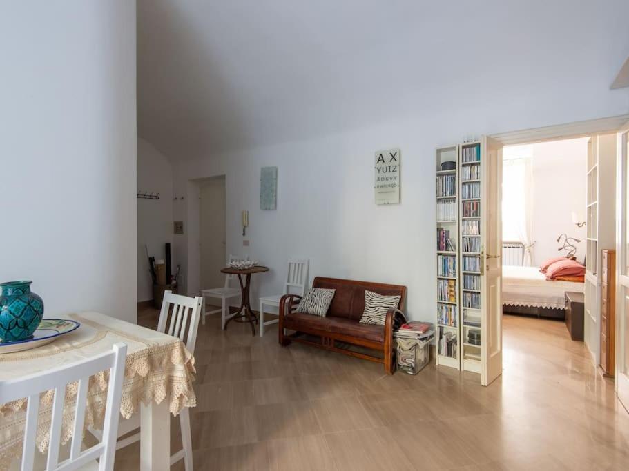 Station Enchanting Apartment Rom